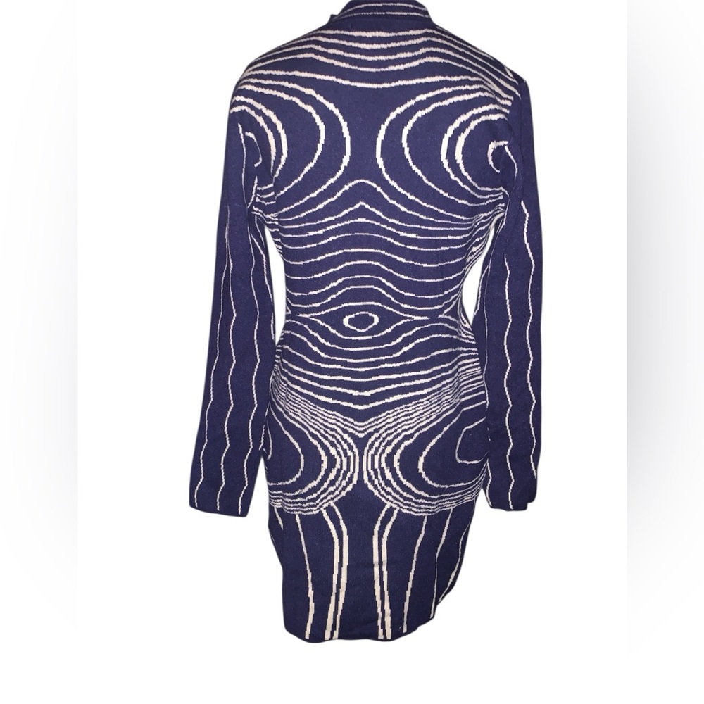 Fashion Nova 1X sexy body con Blue an White Long Sleeve abstract body art dress - Picture 2 of 6